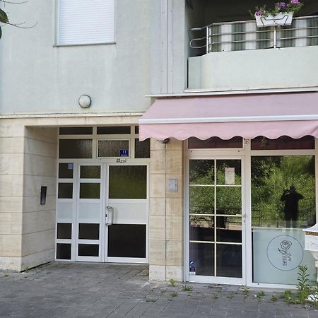 Apartment Toni ซาดาร์ ภายนอก รูปภาพ