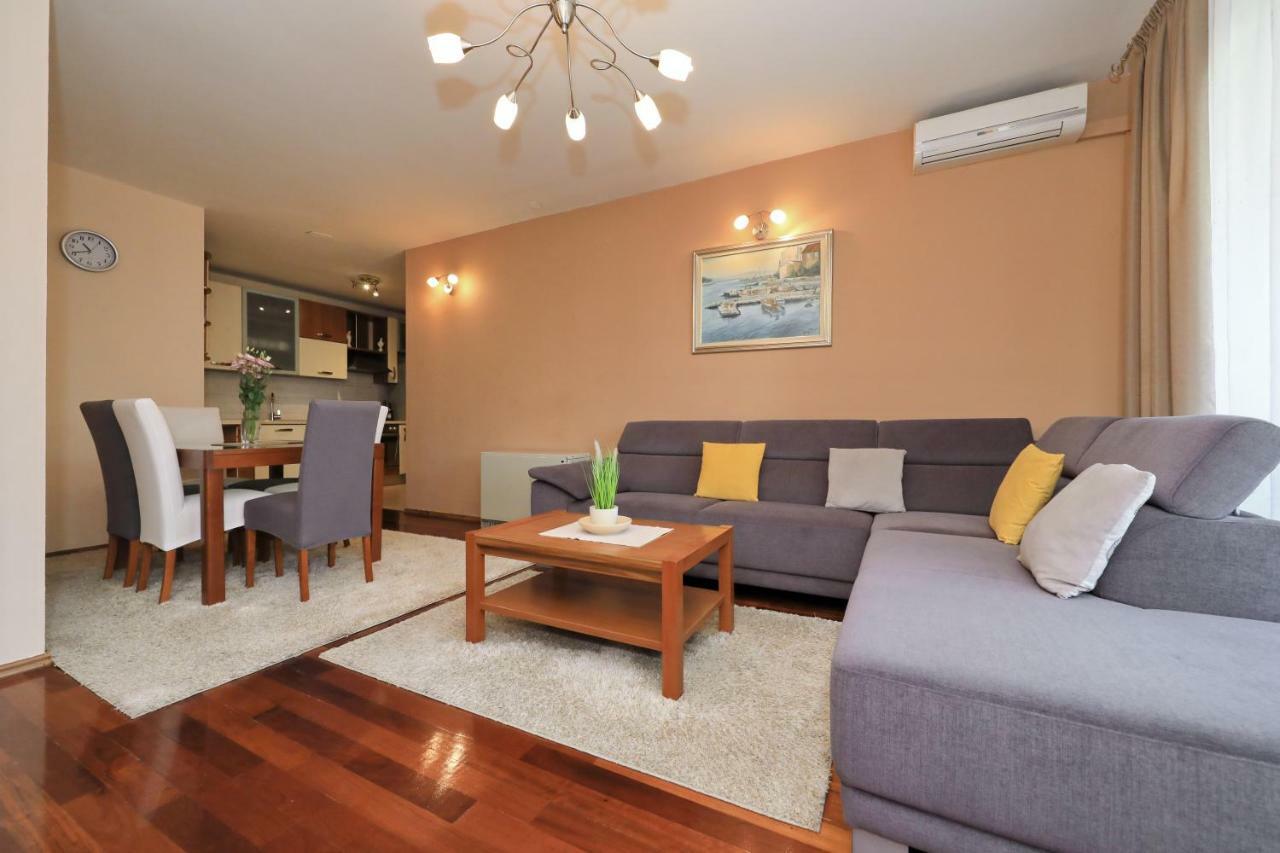 Apartment Toni ซาดาร์ ภายนอก รูปภาพ