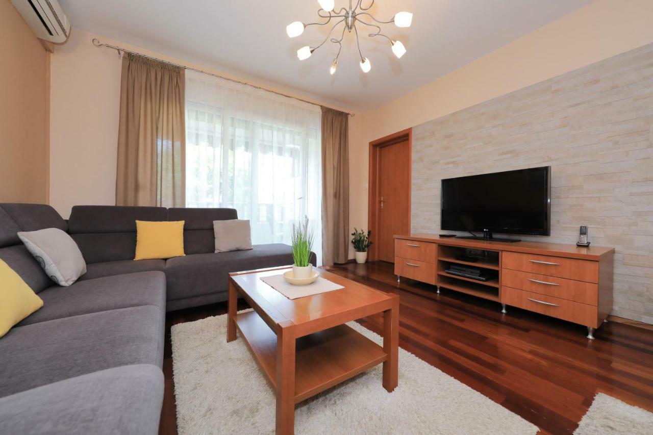 Apartment Toni ซาดาร์ ภายนอก รูปภาพ